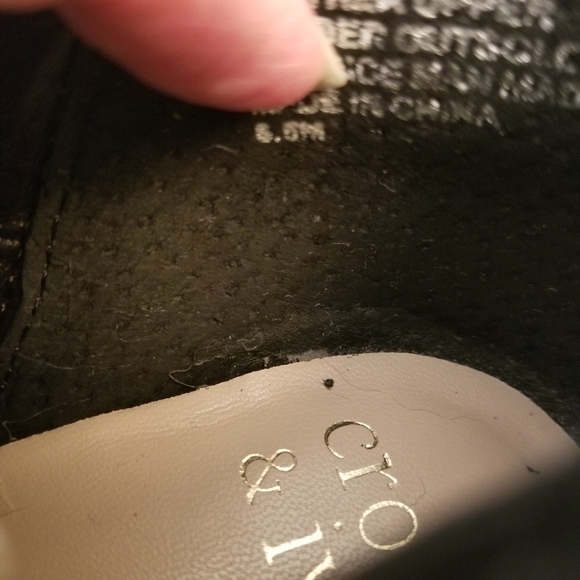 Crown and Ivy Black Suede Ankle Booties  Size 6.5 M - Picture 2 of 9